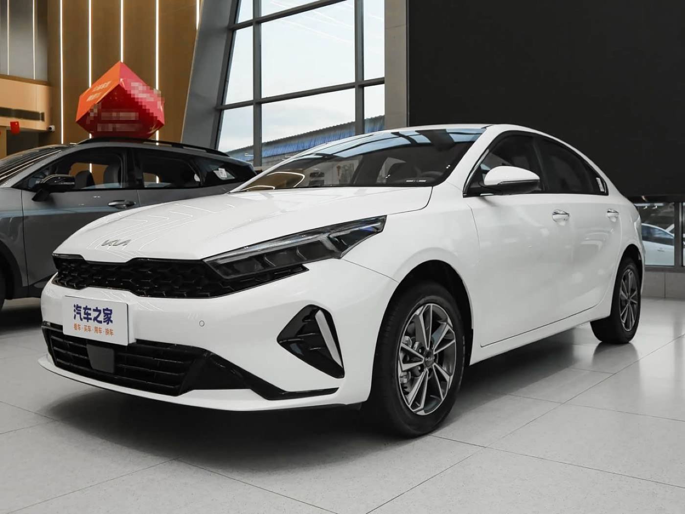 Седан: Kia K3 1.5 CVT
